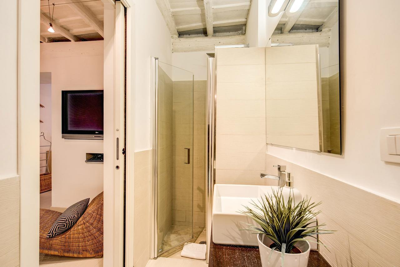 Yh Jacuzzi Suite Rom Exteriör bild